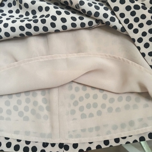 BCBG POLKA DOT MINI SKIRT - Picture 3 of 6